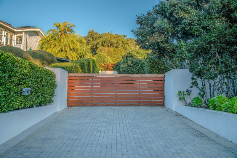 Modern Driveway Gate
